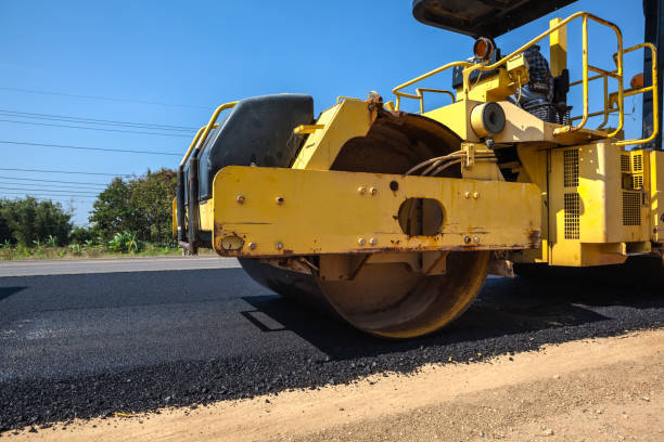 Best Driveway Paving Contractor  in Minneota, MN